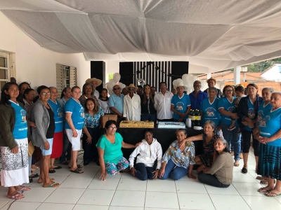 A Primeira Dama Cris Verônica Bragança Queiroz e sua equipe do Centro de Referência de Assistência Social – CRAS realizou no dia 09 de Agosto de 2018 a Comemoração do Dia dos Pais com o Grupo da Melhor Idade