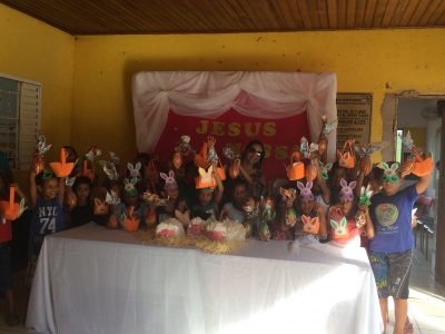 No dia 23 de Março de 2018 a Primeira Dama Cris Verônica Bragança e sua Equipe da Assistência Social / CRAS realizou a Comemoração da Páscoa com o SCFV das Crianças e o Grupo PAIF na Vila Recreio